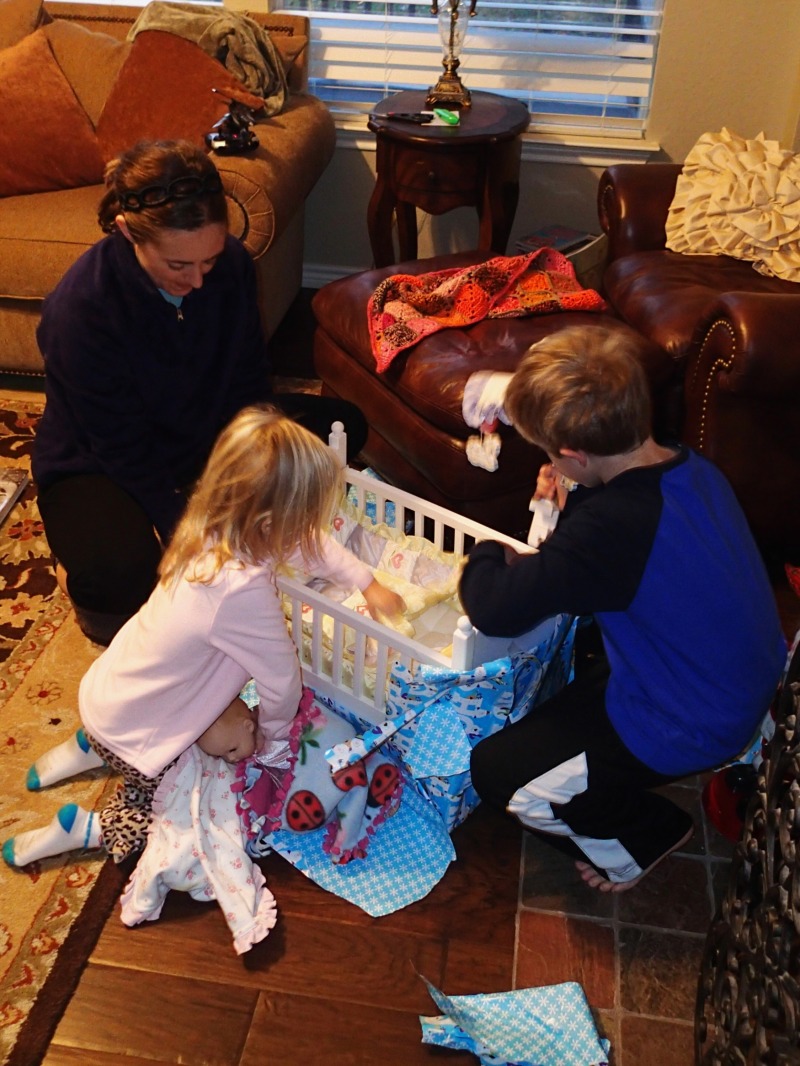 2012/12(Dec)/08(Christmas Morning at Josh & Heather's)/800x600_2012-12-25 09 Christmas Morning J&H.jpg